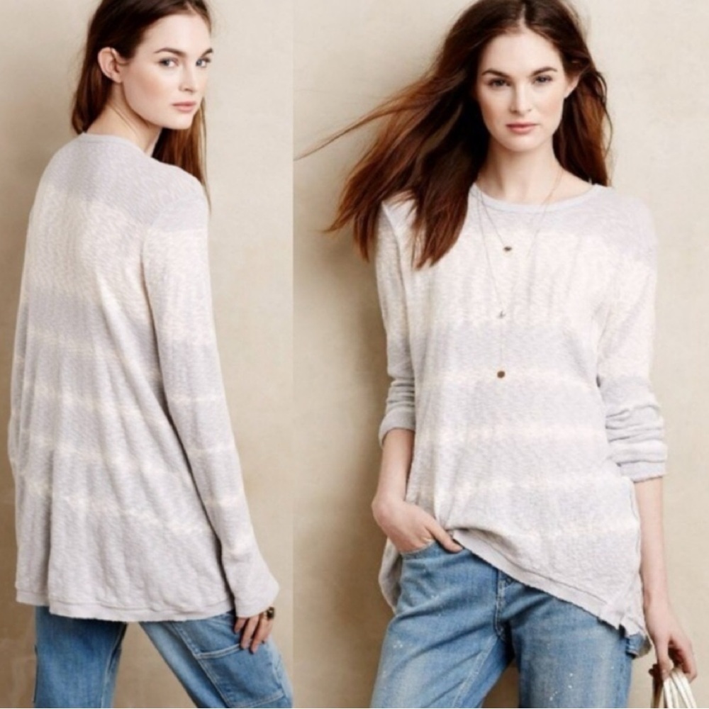 ⛱️🔥Anthropologie - Gray & White Left of Center Thermal Top - M
